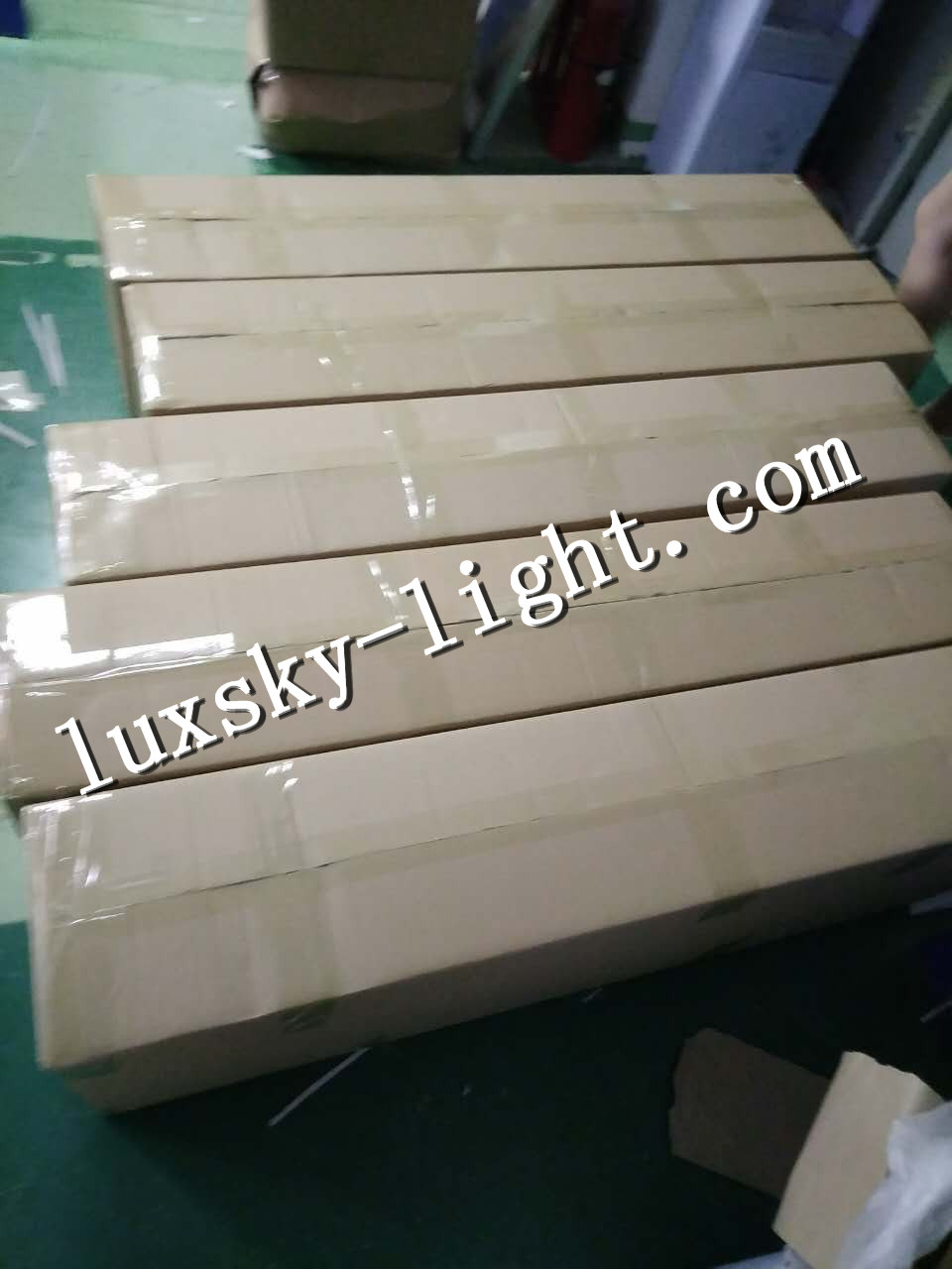 2'x4 'UL TUV DLC dẫn ánh sáng light.jpg
